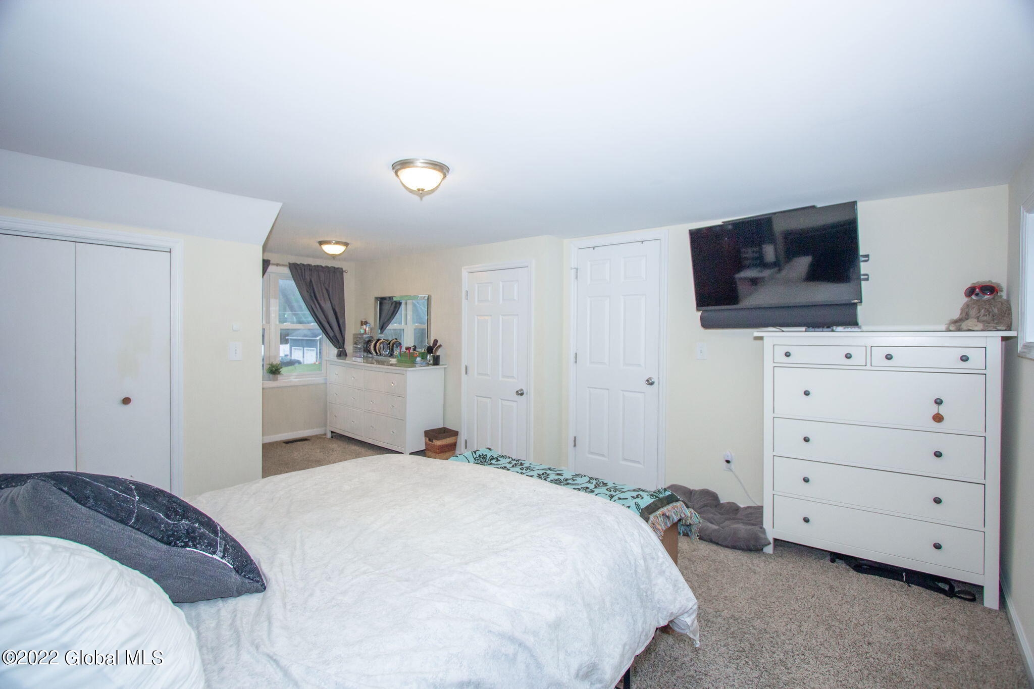 217 Morris Road Schenectady, NY 12303 - Photo 19 of 31 22-web-or-mls-217MorrisRd-22