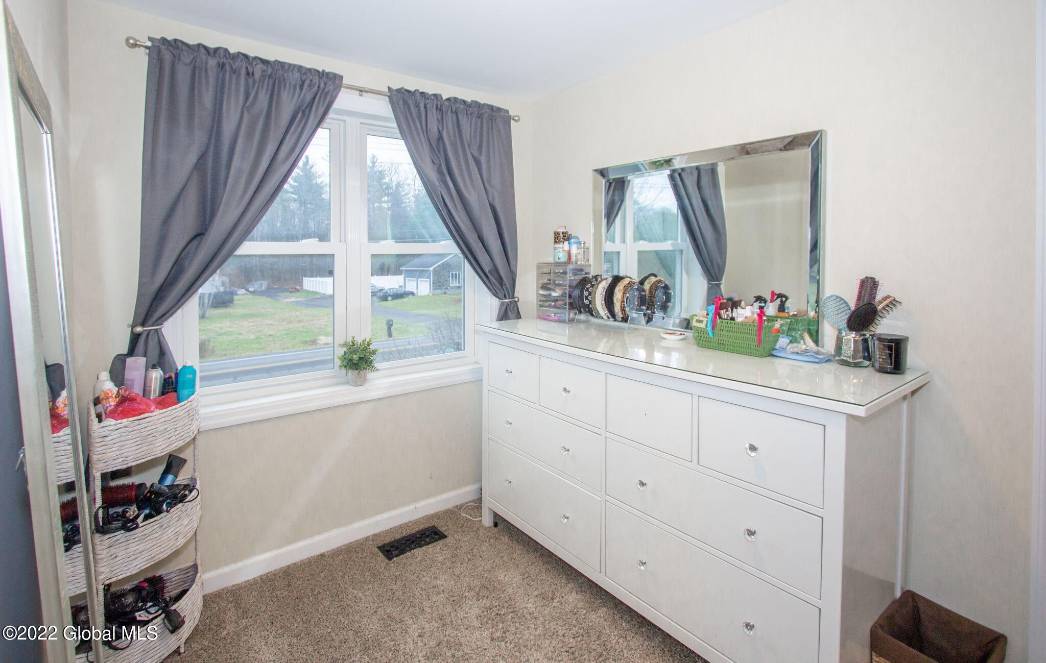 217 Morris Road Schenectady, NY 12303 - Photo 20 of 31 24-web-or-mls-217MorrisRd-24