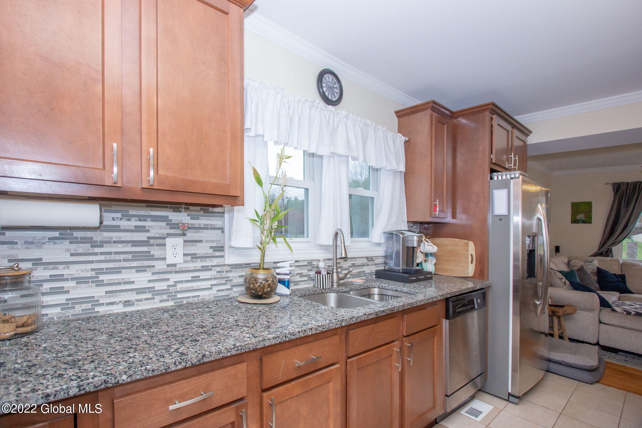 217 Morris Road Schenectady, NY 12303 - Photo 8 of 31 9-web-or-mls-217MorrisRd-9