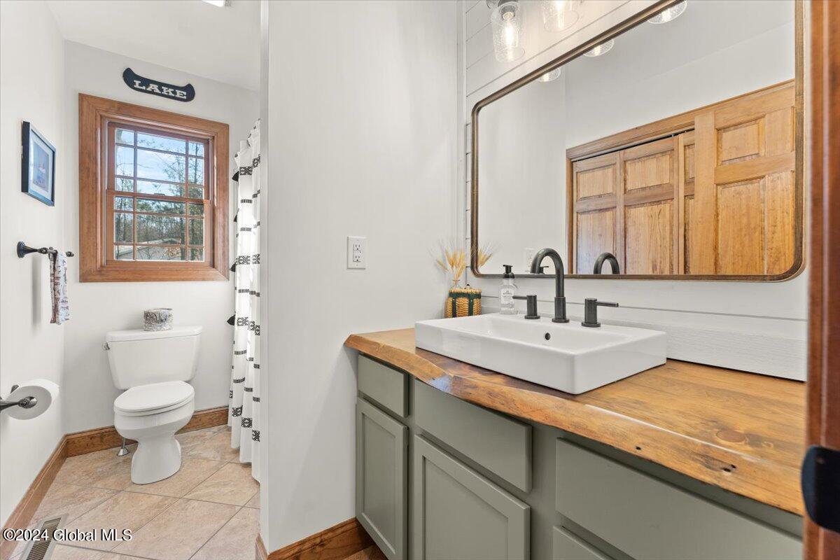 2320 Ridge Road Queensbury, NY 12804 - Photo 14 of 38 12-DOD09508