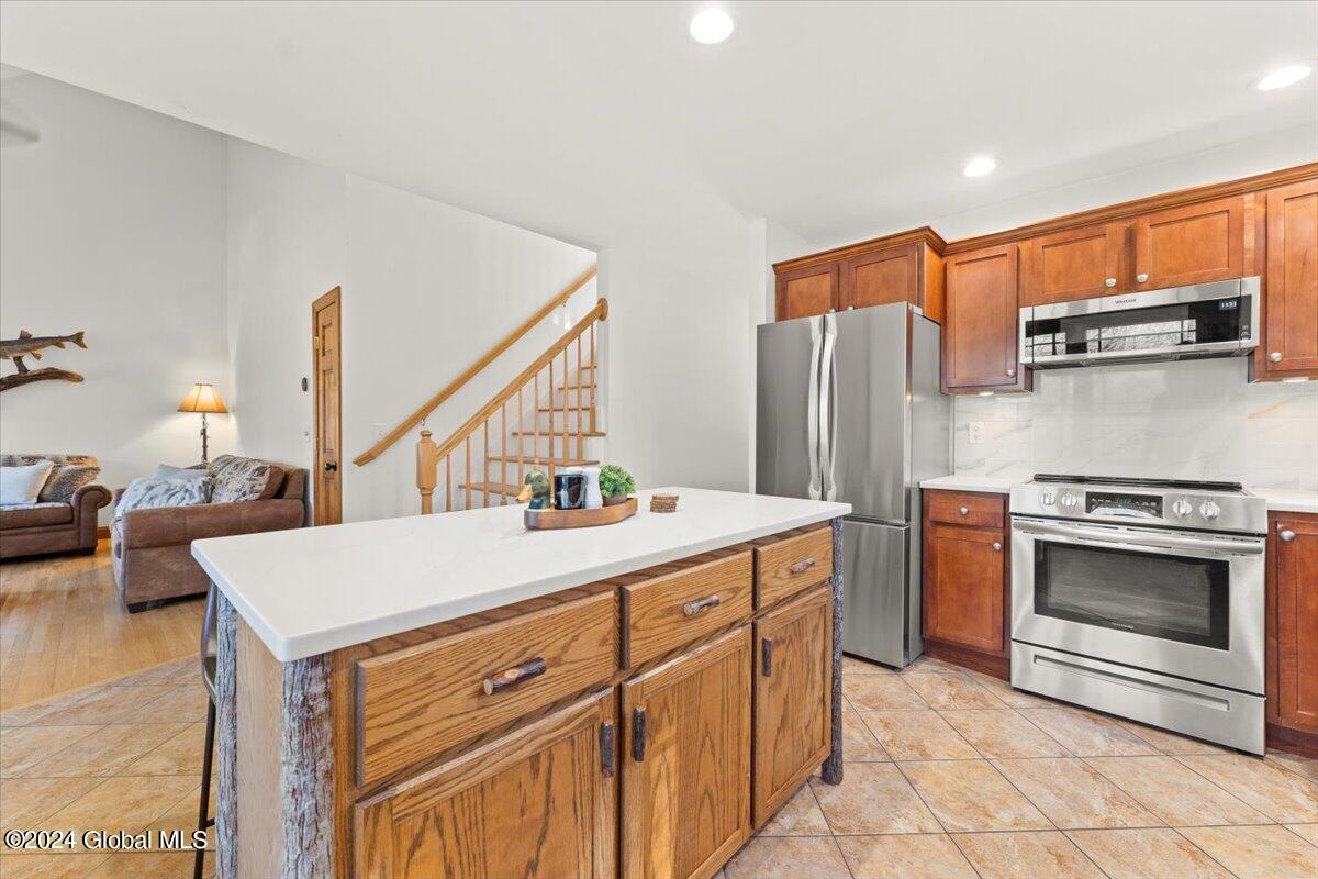 2320 Ridge Road Queensbury, NY 12804 - Photo 7 of 38 16-DOD09520