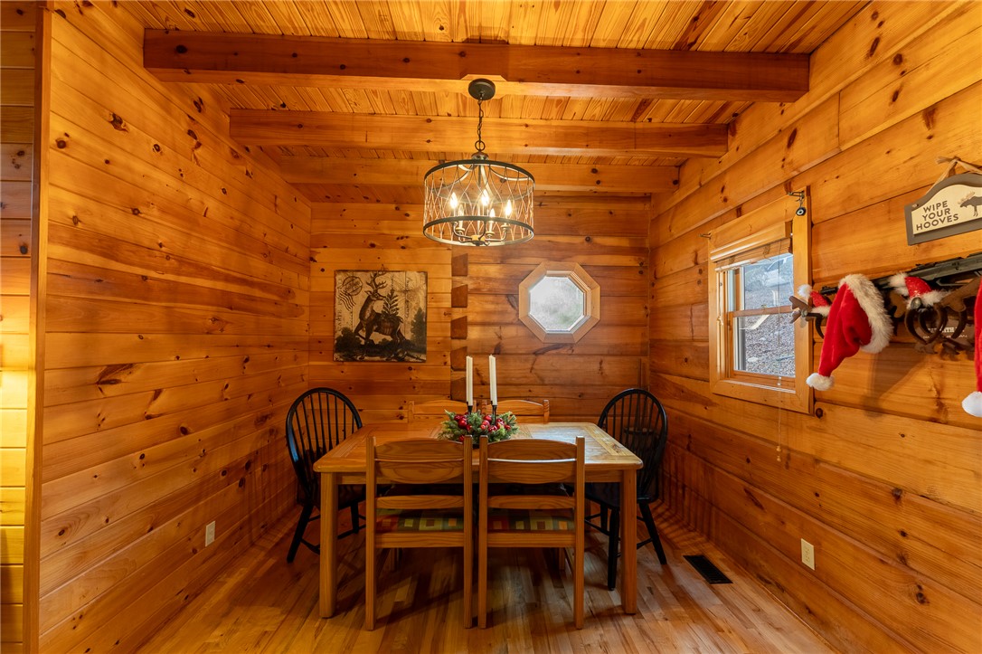 105 Cedar Cove Sunset, SC 29685 - Photo 13 of 49