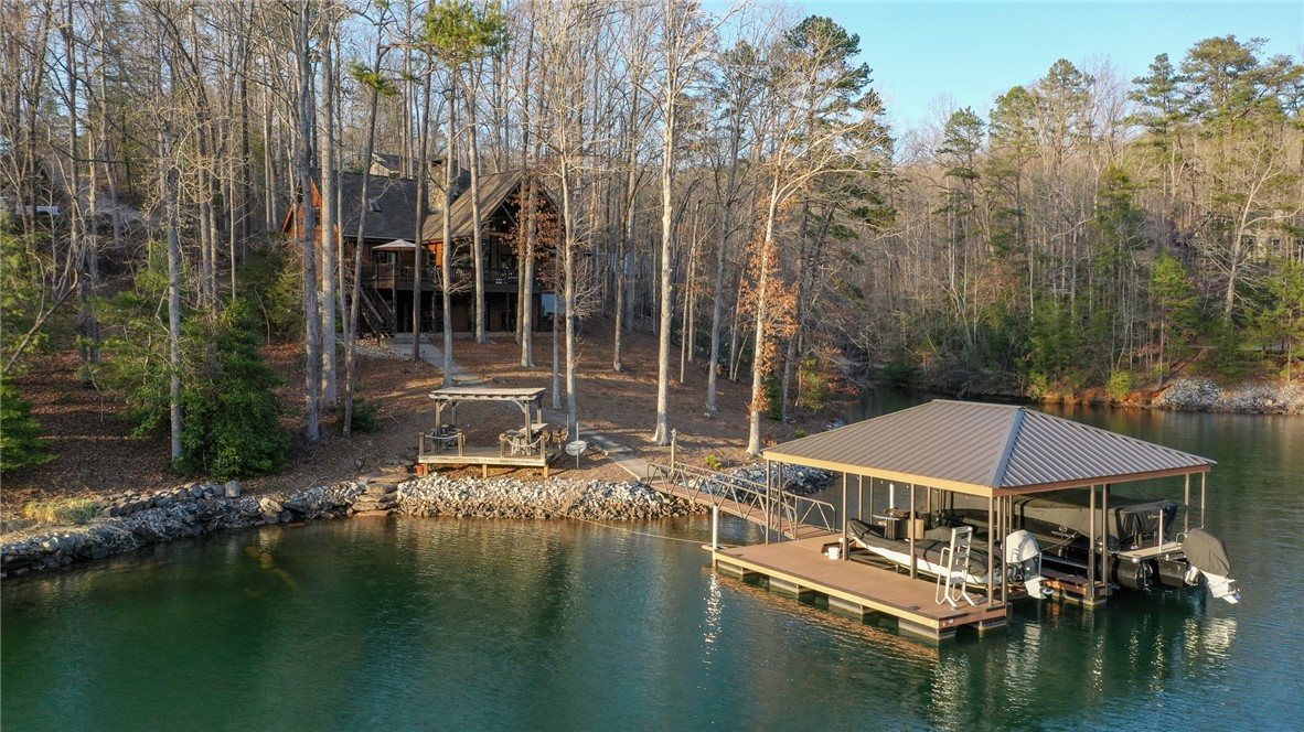 105 Cedar Cove Sunset, SC 29685 - Photo 6 of 49