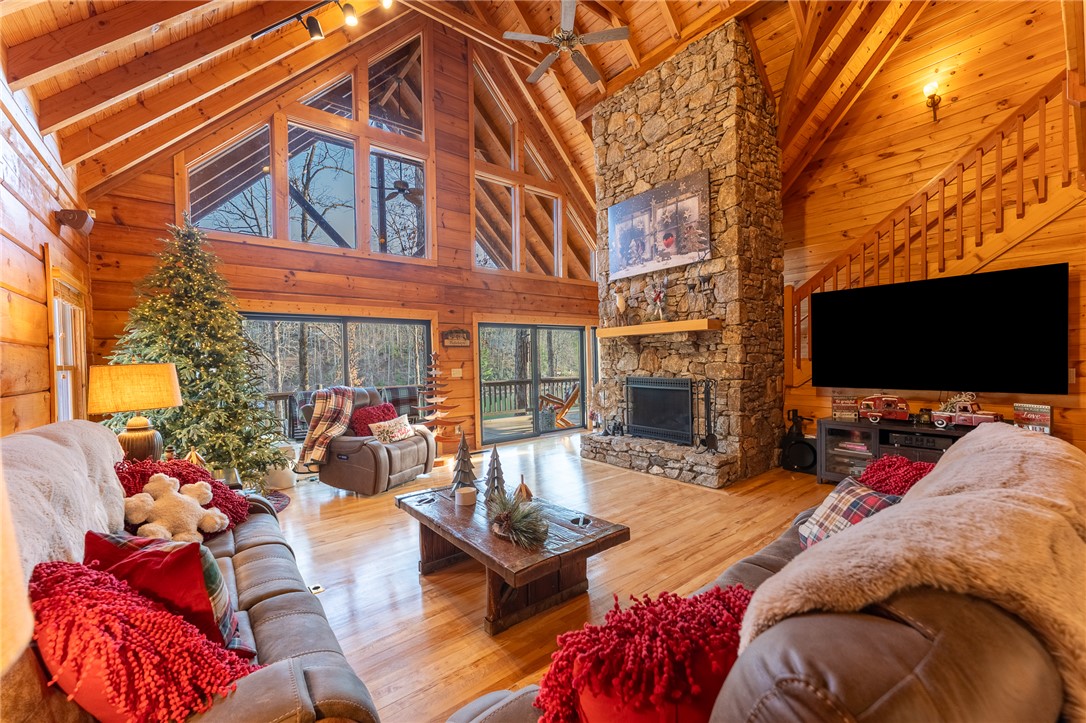 105 Cedar Cove Sunset, SC 29685 - Photo 9 of 49