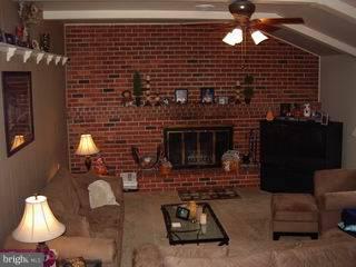 219 Manor Road Harleysville, PA 19438 - Photo 3 of 6 Gallery Image 3