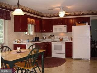 219 Manor Road Harleysville, PA 19438 - Photo 4 of 6 Gallery Image 4