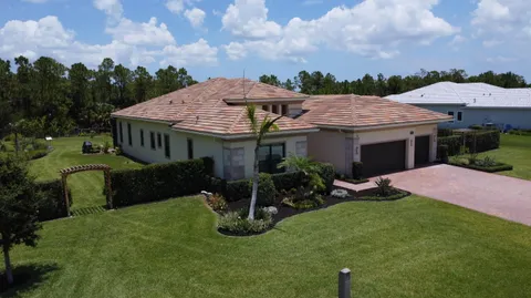 $1,295,000 | 5781 Southwest Star Apple Street, Palm City, FL 34990