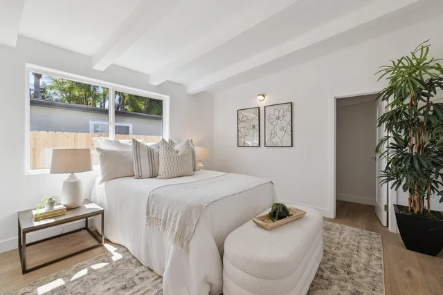 $1,399,000 | 21 La Cadena Street, Santa Barbara, CA 93103