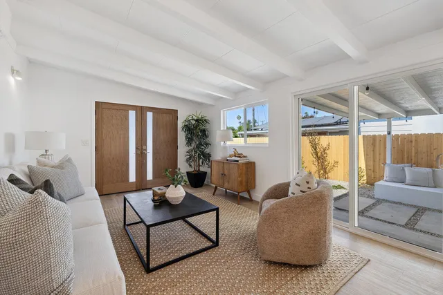 $1,399,000 | 21 La Cadena Street, Santa Barbara, CA 93103