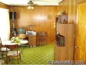 567 Old Newfound Road Leicester, NC 28748 - Photo 5 of 12 a room with a table and chairs