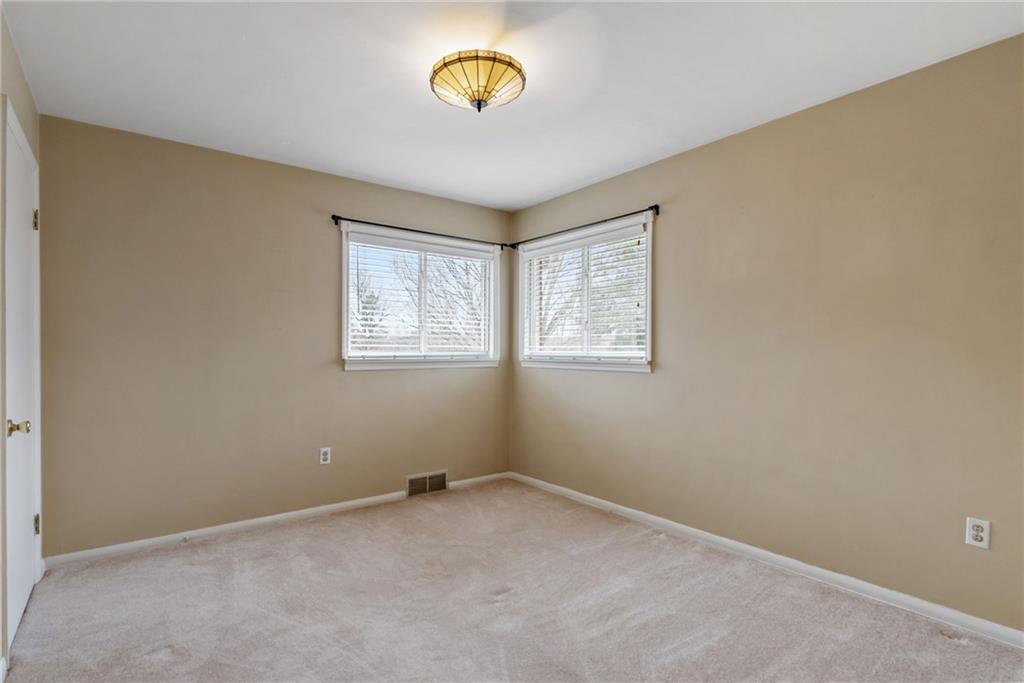 107 Marshall Drive Coraopolis, PA 15108 - Photo 19 of 32 an empty room with windows
