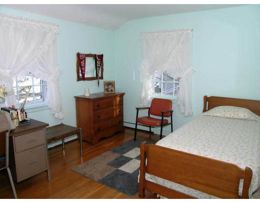 550 South Border Road Winchester, MA 01890 - Photo 11 of 11