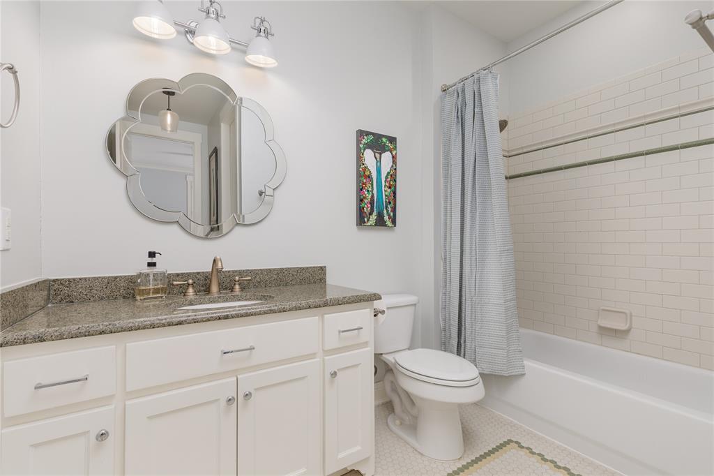 7304 Ripley Street McKinney, TX 75071 - Photo 29 of 40 Bathroom