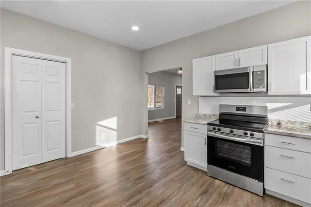 $179,950 | 6802 Binswanger Street, St. Joseph, MO 64504