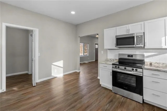 $179,950 | 6802 Binswanger Street, St. Joseph, MO 64504