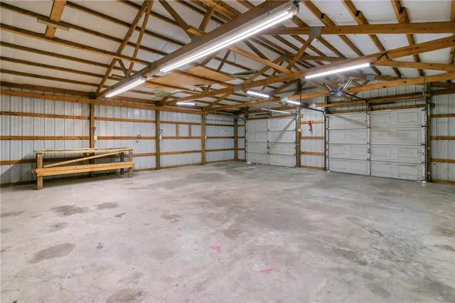 $179,950 | 6802 Binswanger Street, St. Joseph, MO 64504