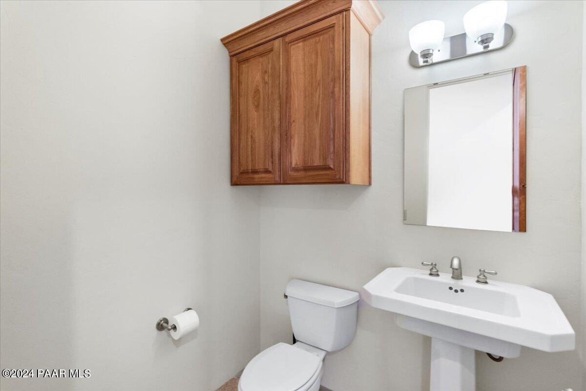 1982 Promontory Prescott, AZ 86305 - Photo 38 of 53 Powder Room