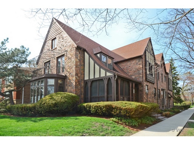 1201 Hull Terrace Evanston, IL 60202 - Photo 1 of 13