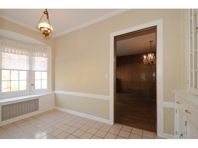 1201 Hull Terrace Evanston, IL 60202 - Photo 5 of 13