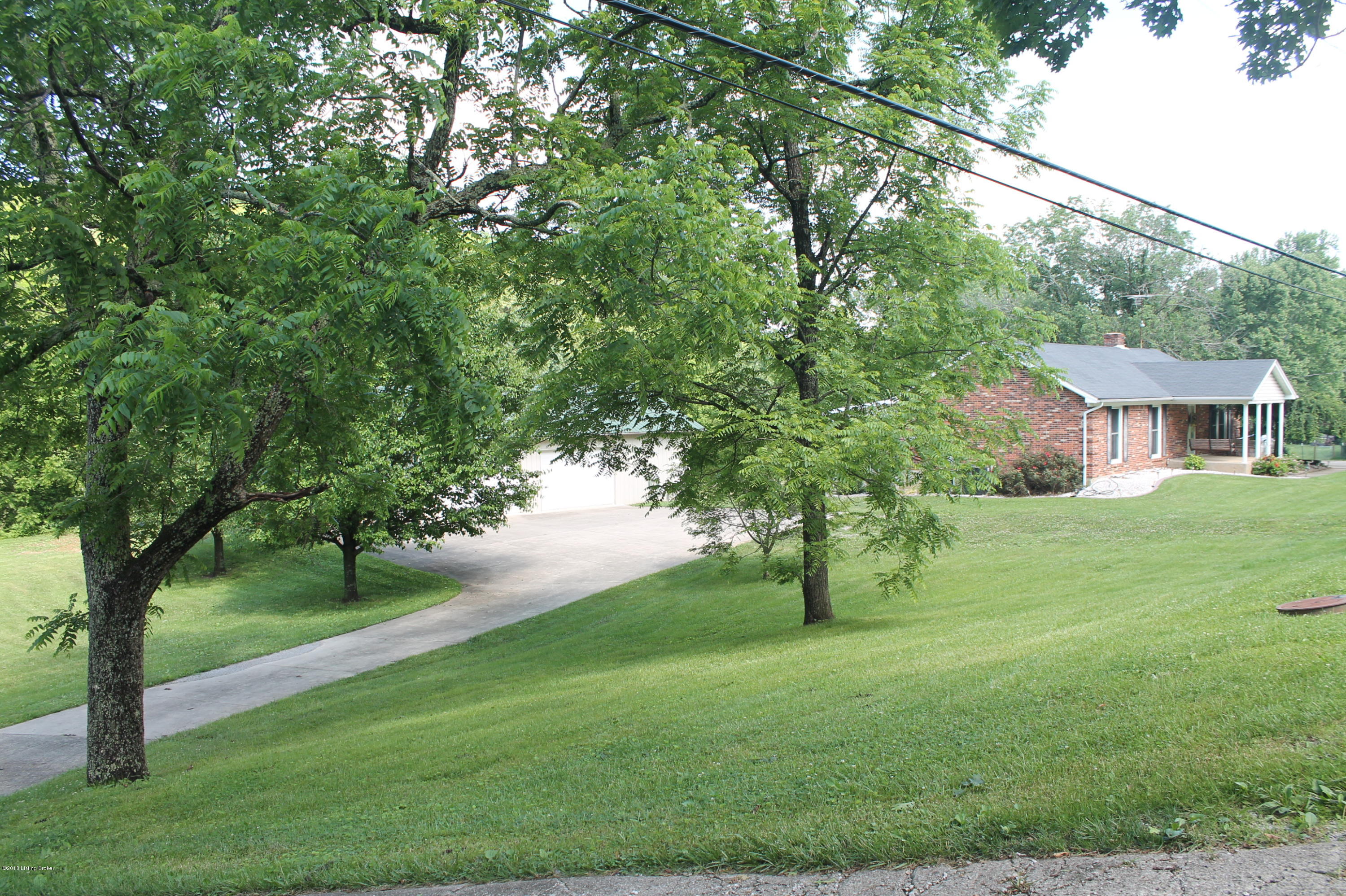 9904 Broad Run Road Louisville, KY 40299 - Photo 11 of 74 IMG_8287