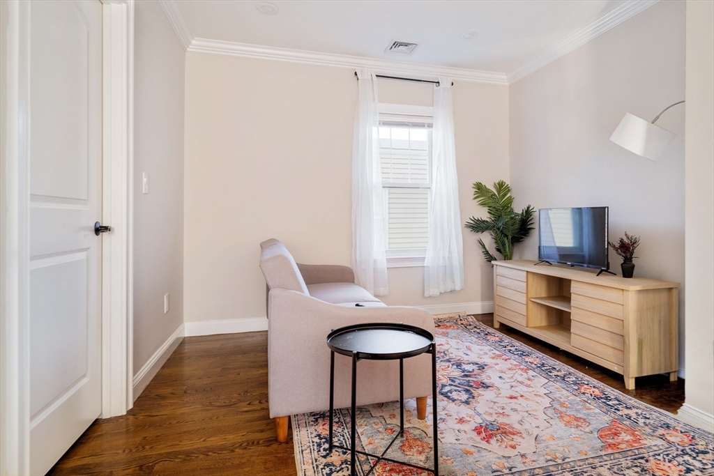 17 Kenneson Road Somerville, MA 02145 - Photo 4 of 16