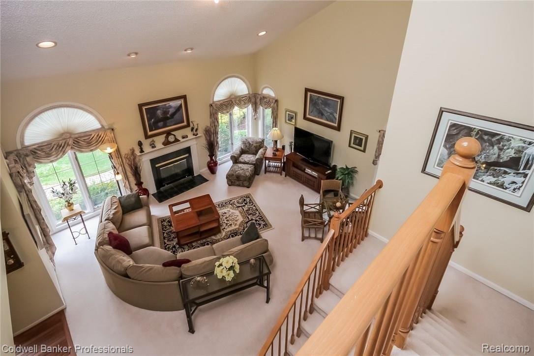 6450 Kennesaw Road Canton, MI 48187 - Photo 27 of 43 031-Open_To_Family_Room-1759509-medium.jpg