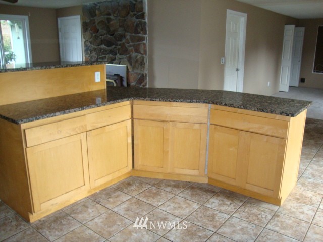 212 182nd Place Southwest Bothell, WA 98012 - Photo 4 of 20