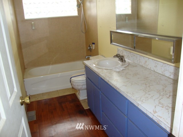 212 182nd Place Southwest Bothell, WA 98012 - Photo 10 of 20