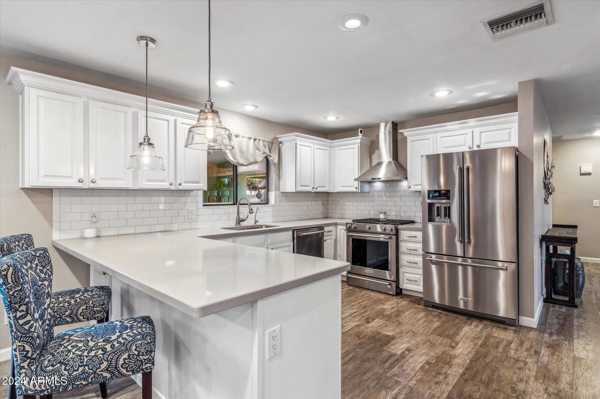 8019 North 7th Avenue Phoenix, AZ 85021 - Photo 12 of 43 12-Kitchen