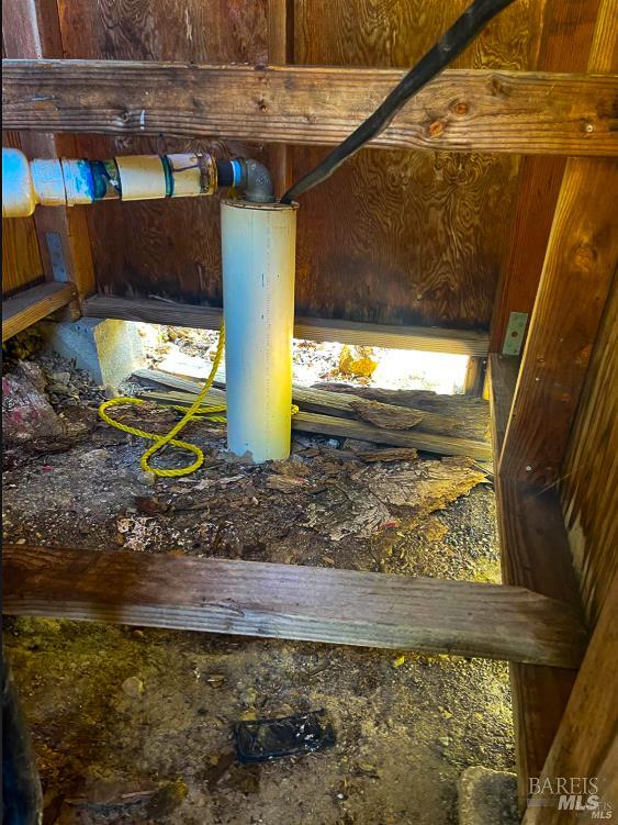 25210 Mountain View Road Boonville, CA 95415 - Photo 18 of 31 a view of swimming pool with a yard