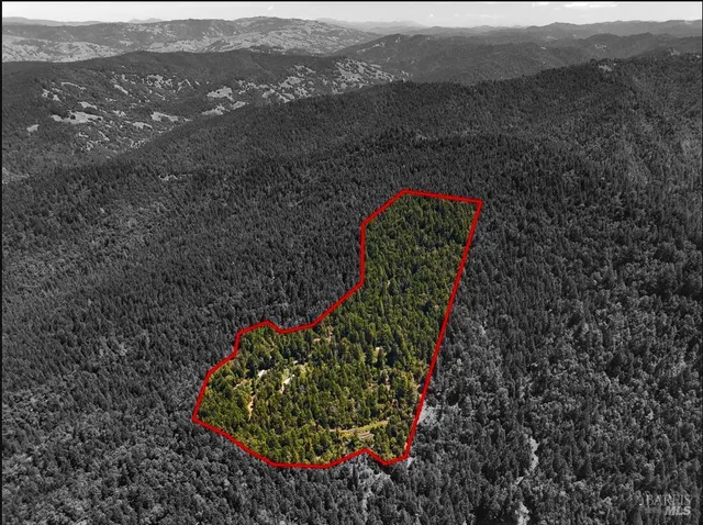 a view of a outdoor space