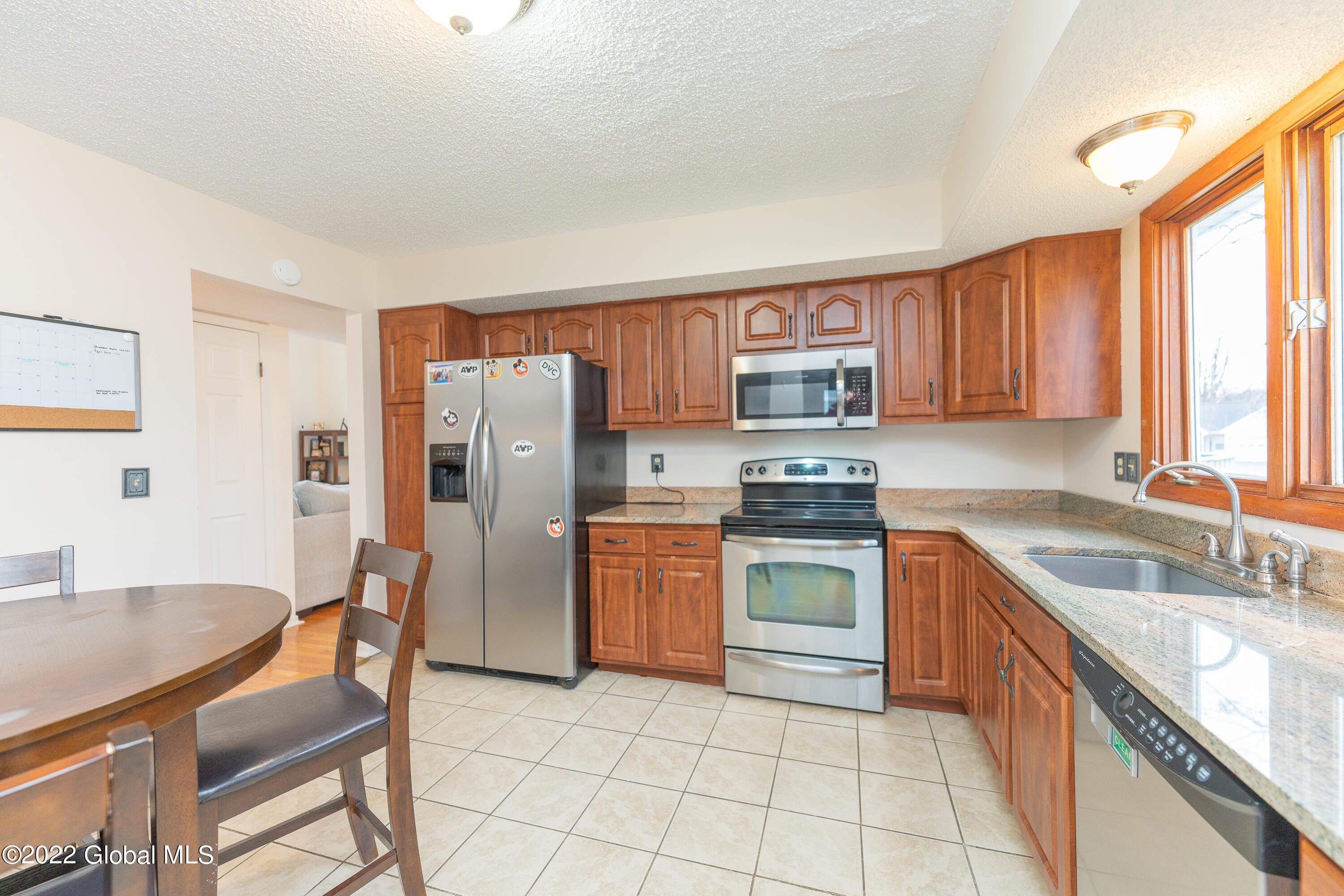 17 Rockefeller Boulevard Rensselaer, NY 12144 - Photo 16 of 48 3 Kitchen 2