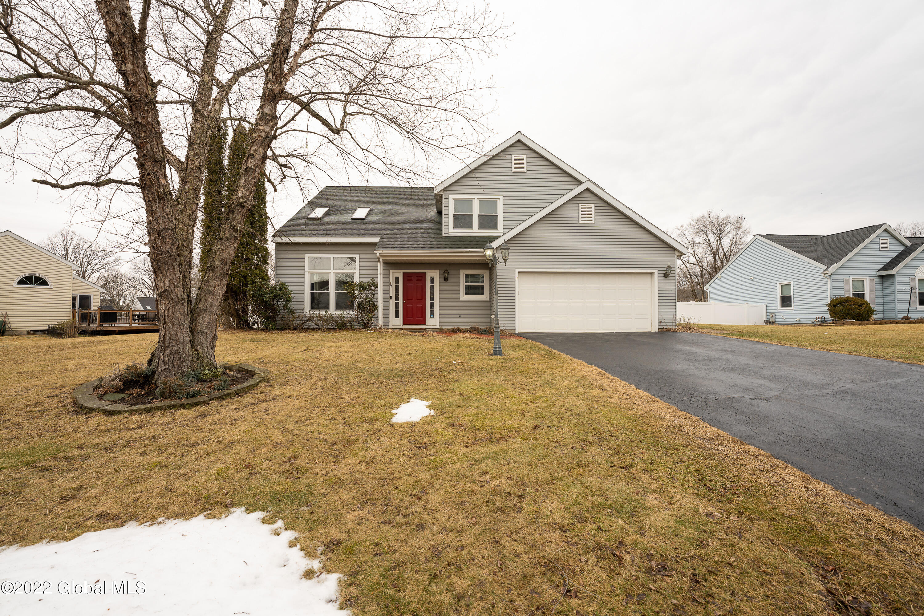 17 Rockefeller Boulevard Rensselaer, NY 12144 - Photo 2 of 48 0 Front 2