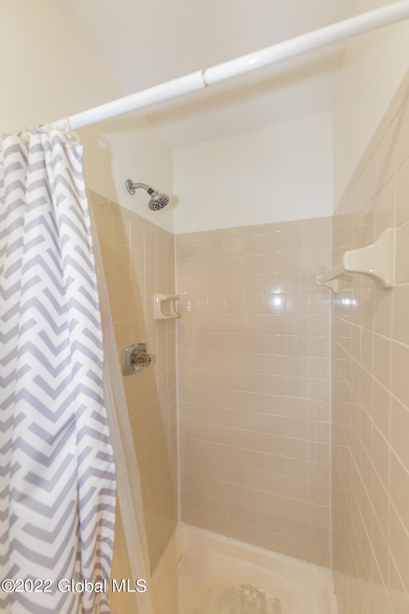 17 Rockefeller Boulevard Rensselaer, NY 12144 - Photo 28 of 48 5 Master 6