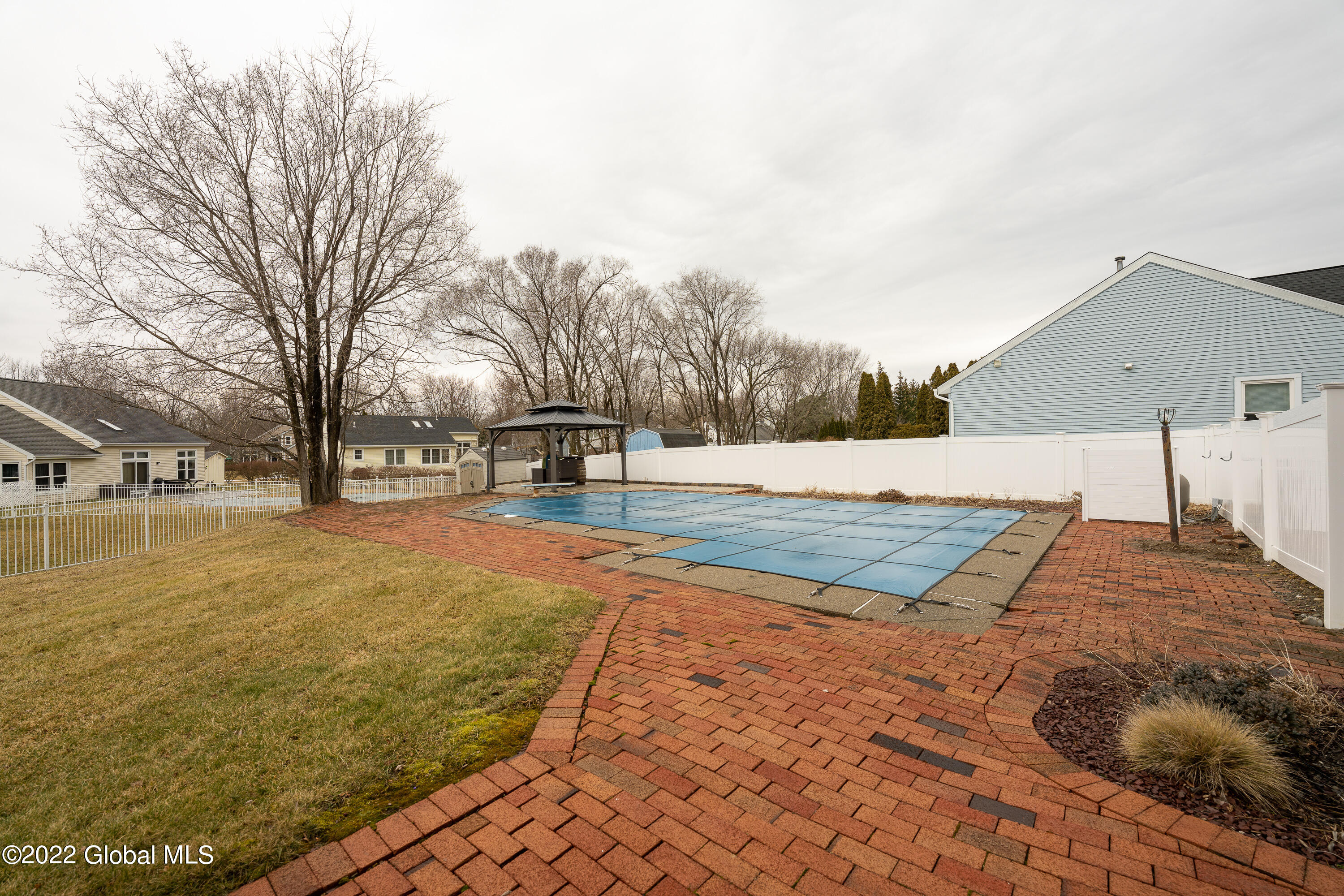 17 Rockefeller Boulevard Rensselaer, NY 12144 - Photo 38 of 48 Yard 1
