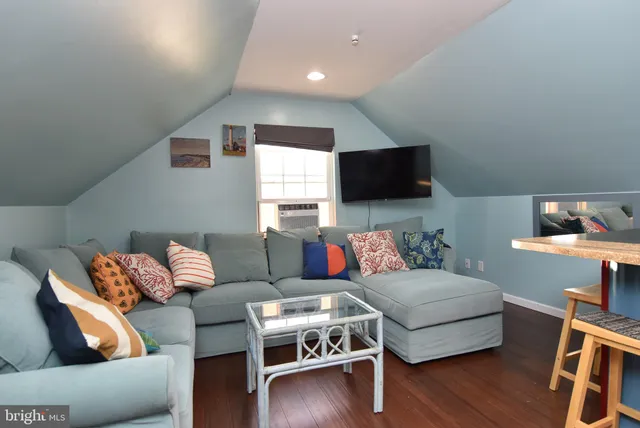 $335,000 | 319 South Spinnaker Lane, Milton, DE 19968