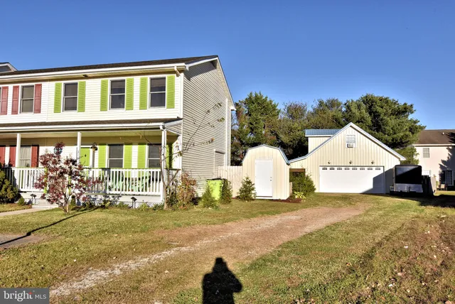 $335,000 | 319 South Spinnaker Lane, Milton, DE 19968