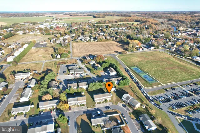 $335,000 | 319 South Spinnaker Lane, Milton, DE 19968