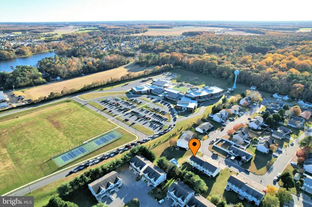 $335,000 | 319 South Spinnaker Lane, Milton, DE 19968