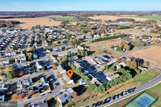 $335,000 | 319 South Spinnaker Lane, Milton, DE 19968