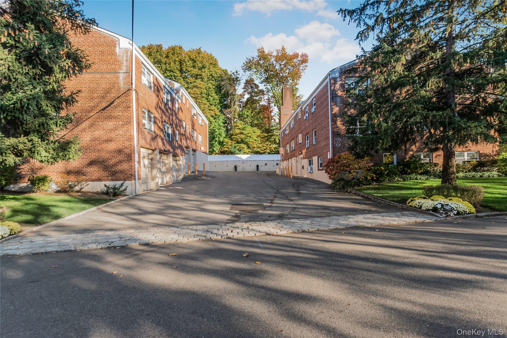 59 Oregon Avenue Bronxville, NY 10708 - Photo 16 of 26 Private entrance, first door on the right