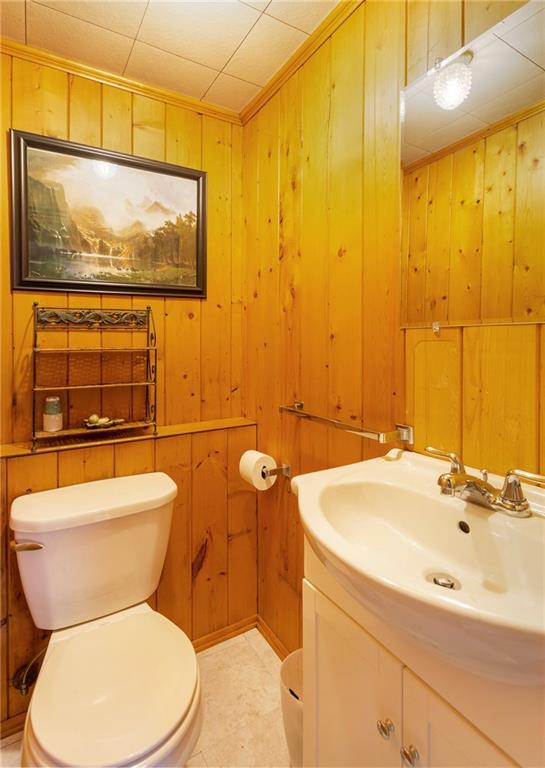 317 Murrysville Road Trafford, PA 15085 - Photo 14 of 23 Lower level powder room