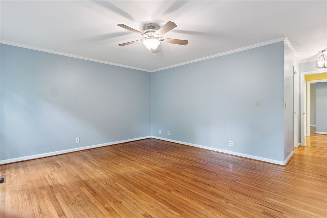 211 Wymberly Road St. Simons Island, GA 31522 - Photo 17 of 33 Living