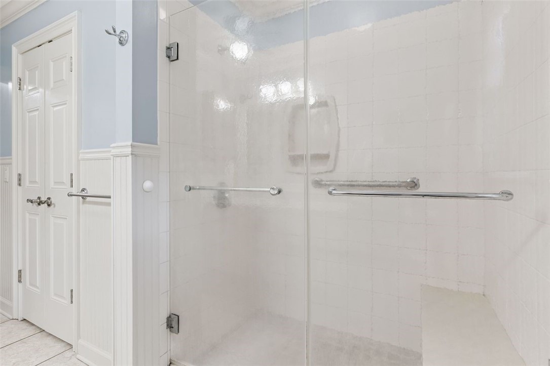 211 Wymberly Road St. Simons Island, GA 31522 - Photo 25 of 33 Bathroom