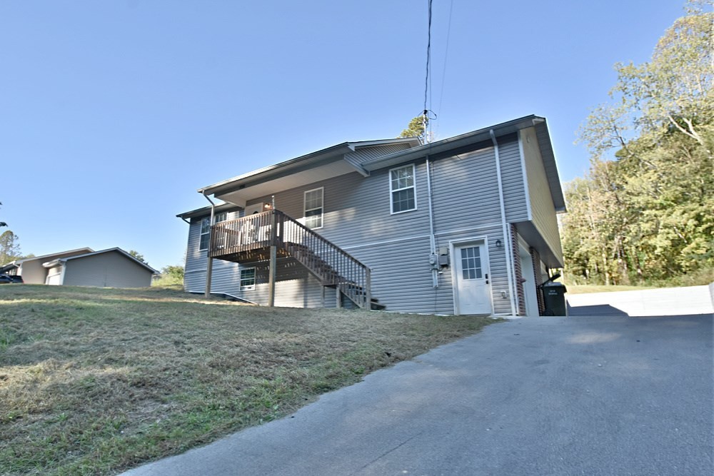 1268 Tramel Road Sevierville, TN 37862 - Photo 4 of 21 Gallery Image 4