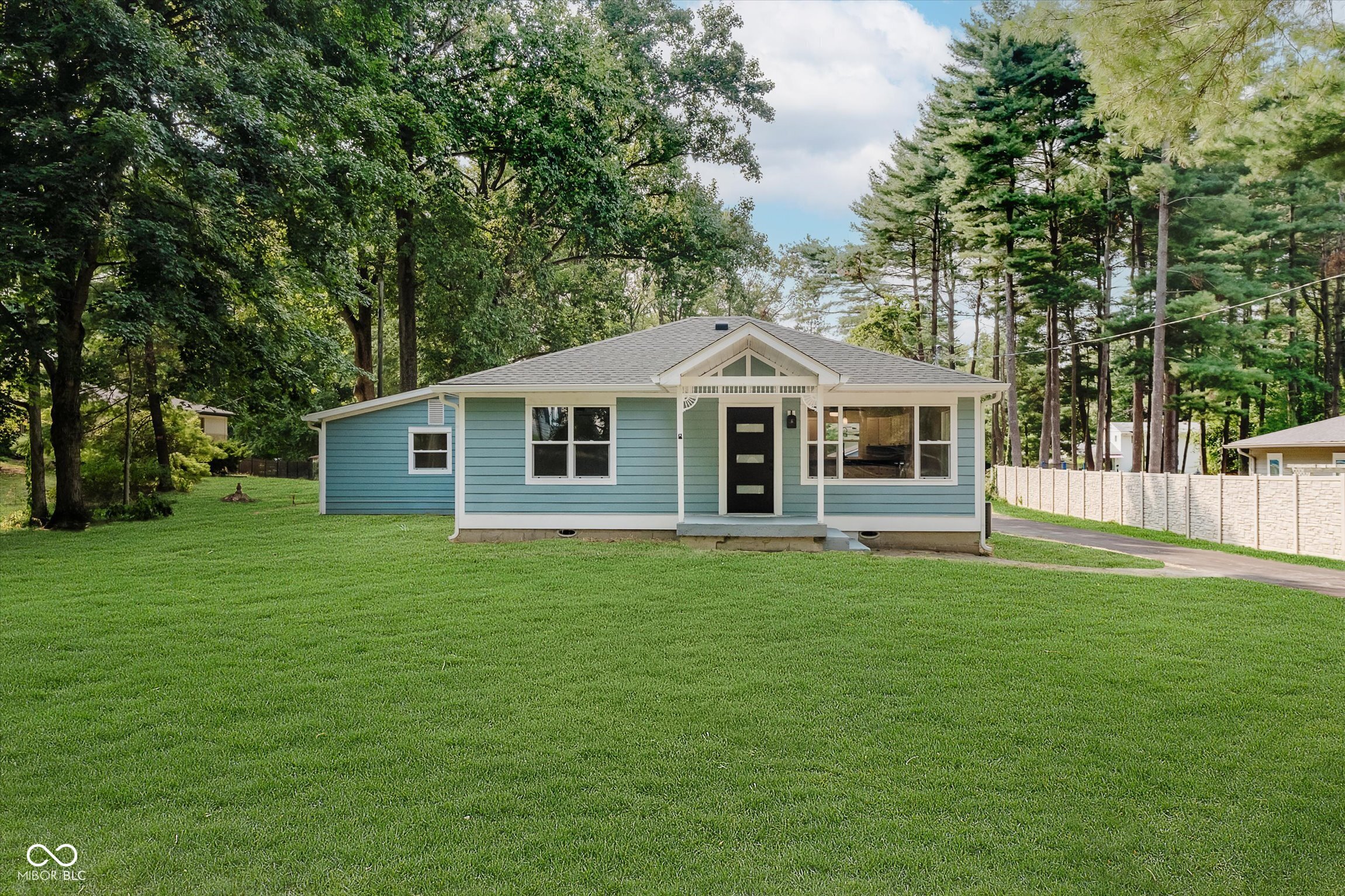 7830 Dean Road Indianapolis, IN 46240 - Photo 1 of 18