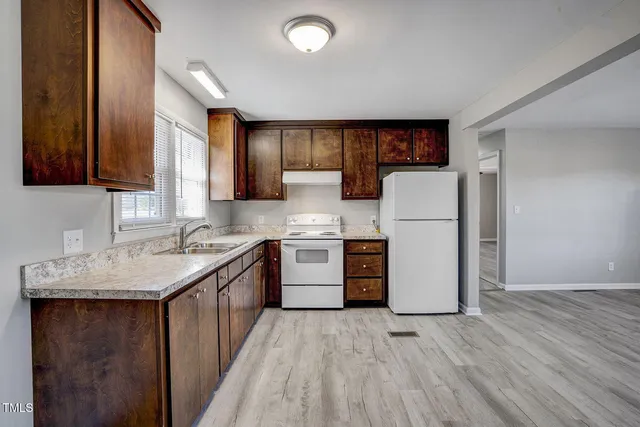 $245,000 | 352 Old Crow Road, Newton Grove, NC 28366