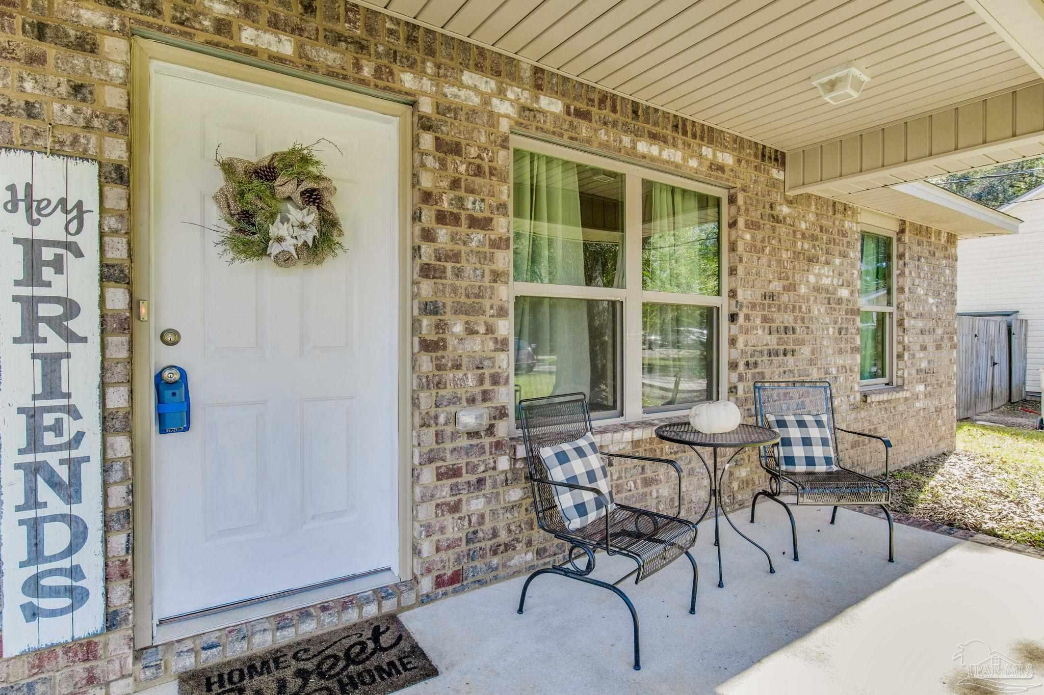 4492 Edgewood Drive Milton, FL 32583 - Photo 4 of 31