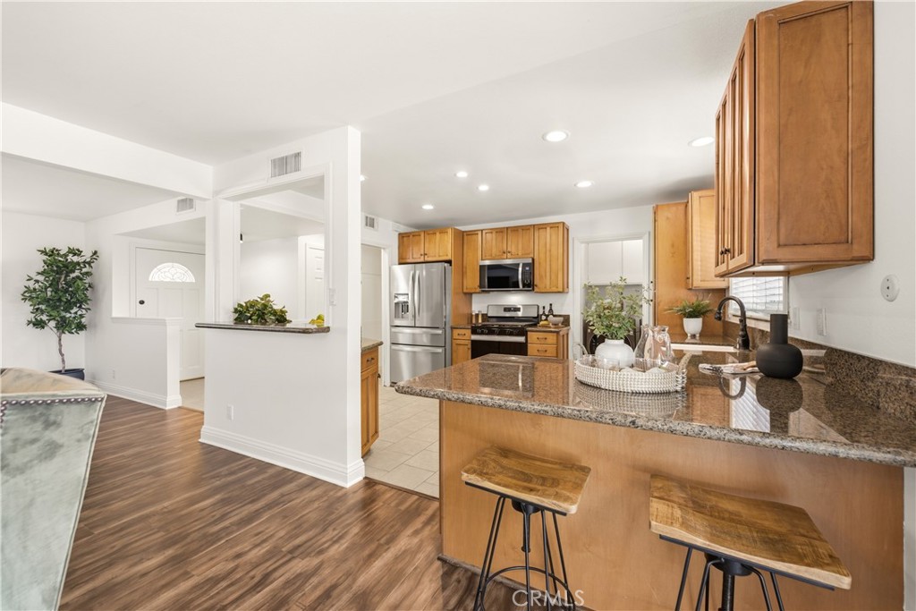 3525 Waco Avenue Simi Valley, CA 93063 - Photo 10 of 53