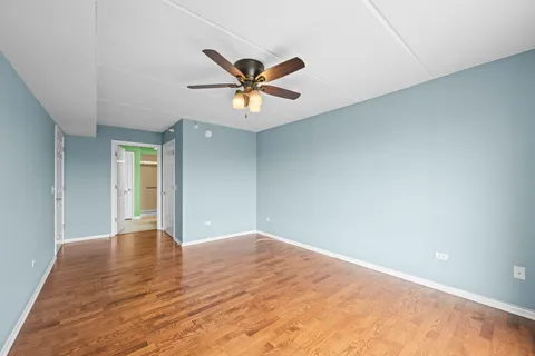 $375,000 | 6807 North Milwaukee Avenue, Unit 601, Niles, IL 60714